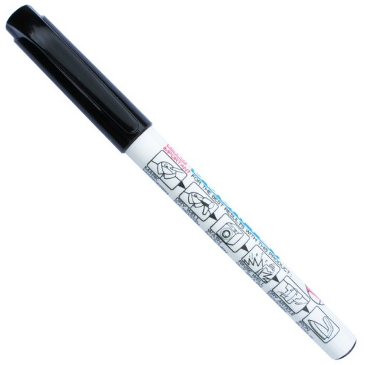 Laundry Pen - Kuretake - čierny fix na látku