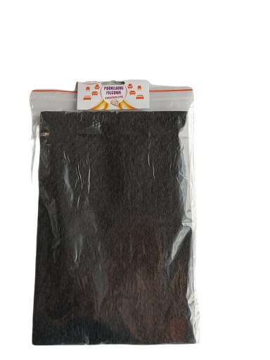 PODLOŽKA ČIERNA PLSTENÁ 1MM SAMOLEPIACA POD NÁBYTOK FORMÁT 20X30CM