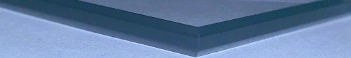 ZRKADLOVÝ SKLENENÝ STôL 4mm 235x235 S KONCOU 3 KLIPKAMI