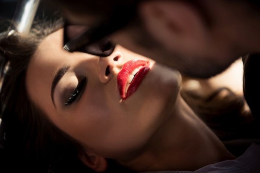 FRENCH KISS PARAFÍNOVÁ SVIEČKOVÁ VÔŇA 10 ML