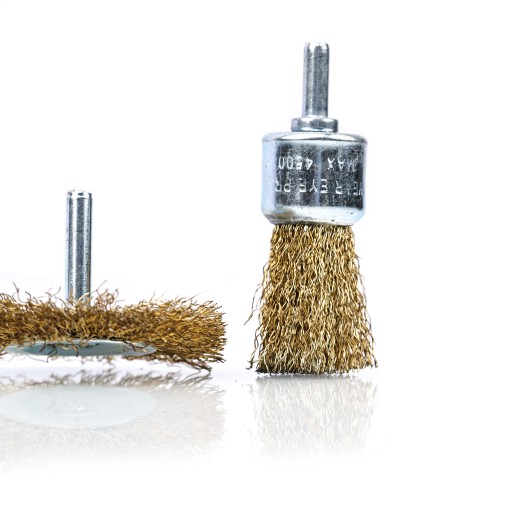 MOSADZNÉ DRôTENÉ KEFE PRE SKRUTKOVAČ A VŔTAČKU