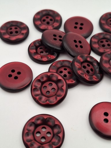 Plastový ozdobný kvet vínový gombík, závit, 4 otvory, 23 mm, 2 kusy