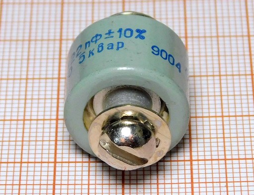 Keramický kondenzátor 22pF 6kV 5kWar M750 K15U-1