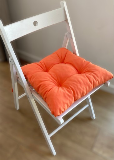 ORANŽOVÝ TRAPEZOUS podsedák na stoličku