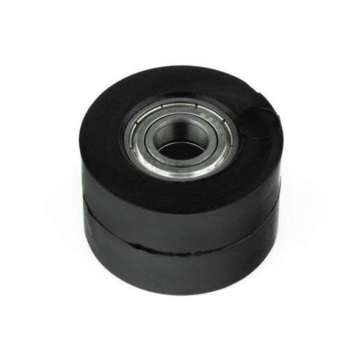 Valček hnacej reťaze 38/10 mm čierny