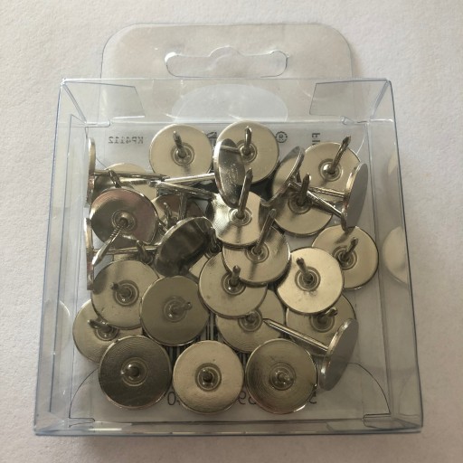 GOMBÍKY ČALÚNNE chrómové špendlíky 16 mm - 30 ks