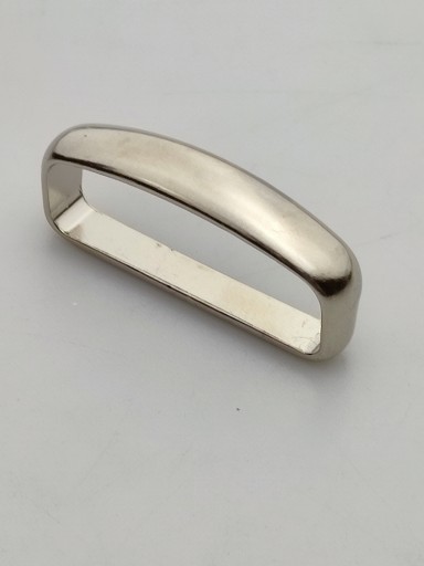 Pútko na opasok 30 mm / 3 cm strieborné