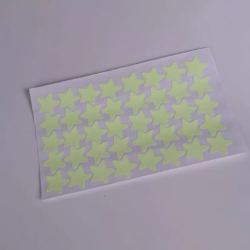 Fluorescenčné nálepky Žiariace hviezdy 108 kusov Dekoratívne