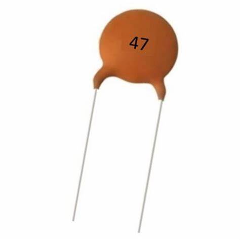 47pF 50V keramický kondenzátor 10ks