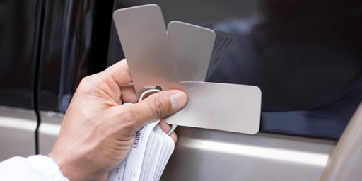 Nekovový alebo metalický ZÁKLAD - akákoľvek farba auta MOBIHEL CHROMIND 338
