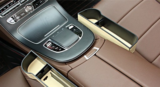 ORGANIZÁTOR AUTOMOBILOV NA NÁPOJE PRE CESTUJÚCA BÉŽOVÁ