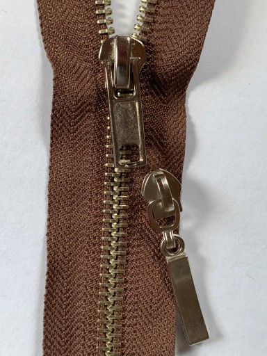 ZÁMKY svetlohnedý kov 5 mm 30 CM VÝROBCA