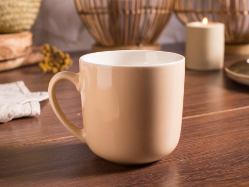 VEĽKÝ hrnček na kávu a čaj 300ml URBAN TMAVÝ BÉŽOVÝ
