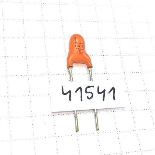 Pevný Al kondenzátor 6,8uF 10V R5 20% 128-SAL x20