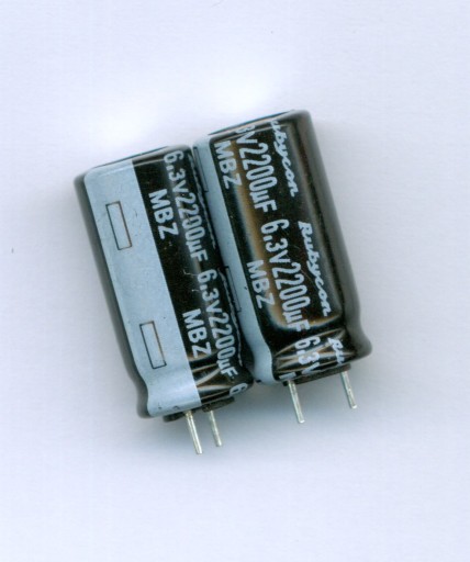 2200uF 6,3V 2200 µF 6,3 V NÍZKY ESR (10 KS) ELEKTROLYTICKÝ KONDENZÁTOR