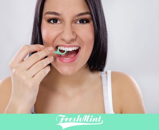 ZUBNÁ niť s rúčkou špáradlá špáradlá bez fluoridu 50 ks