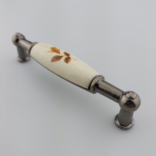 NÁBYTOK ÚCHYTKA ZÁSUVKA ÚCHYTKA SKRIŇKY RETRO PORCELÁN STARÝ STRIEBORNÝ VZOR
