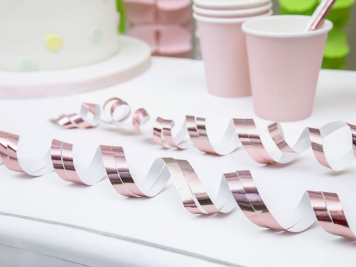 SERPENTINES rose gold rose gold 18 roliek 3,8 m k narodeninám sliepky