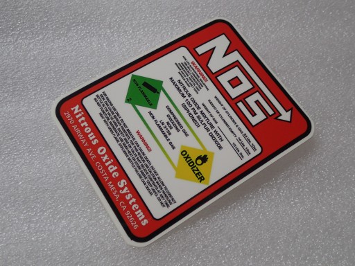 NÁLEPKA NOS NITRO OXIDE SYSTEMS 7,2 x 9,5 cm