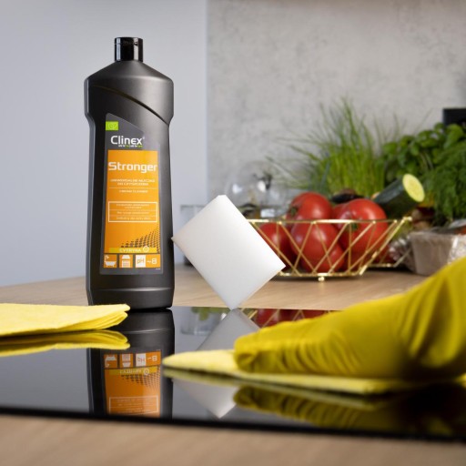 Clinex STRONGER Čistiace mlieko 750 ml
