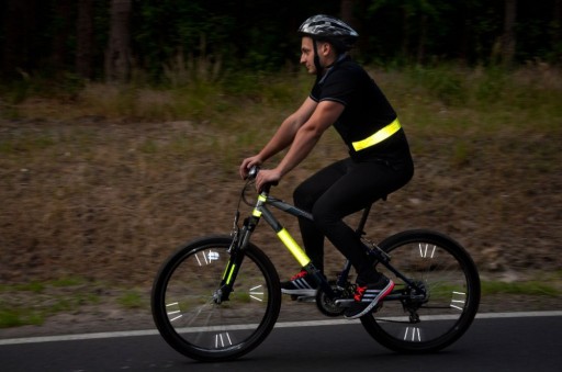 REFLEXNÉ TYČKY NA SPÄŤ BIKE TUBE