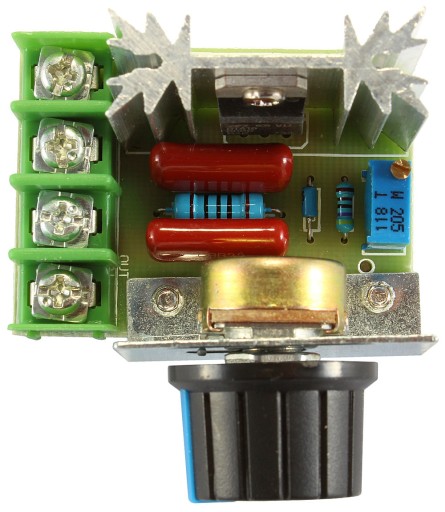 Regulátor napätia motora 2000W 230V