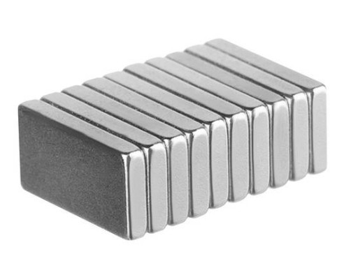 SILNÝ TANIER NEODYMOVÝ MAGNET 10x5x1 10 KS