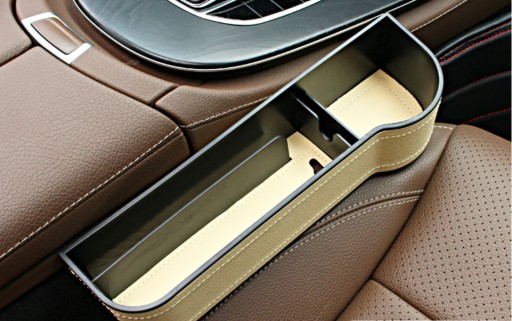 ORGANIZÁTOR AUTOMOBILOV NA NÁPOJE PRE CESTUJÚCA BÉŽOVÁ