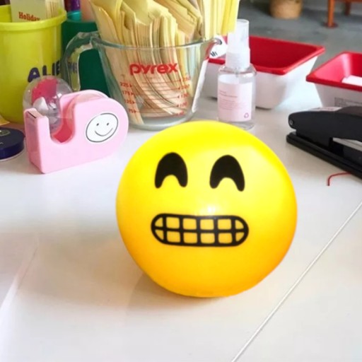 NOČNÁ LAMPA DO ŠATNÍKA EMÓCIE ÚSMEV ÚSMEV Vtipné PRE VAŠU LAMPU NA STOL