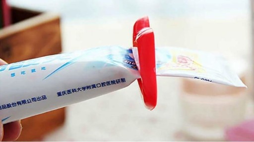UNIVERZÁLNE ELEKTRICKÉ PÚZdro na zubnú kefku Oral-B
