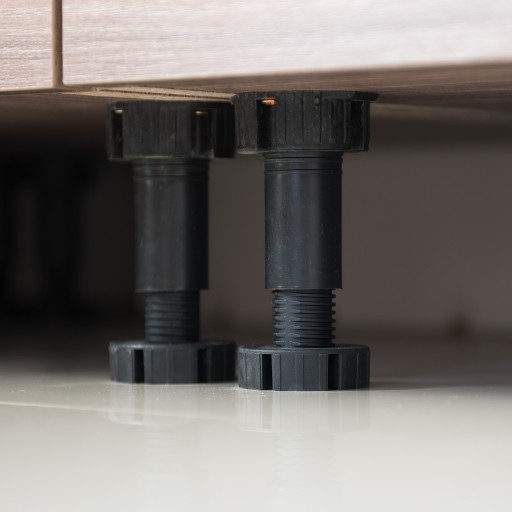 Noha Noha kuchynského nábytku h150 SET 4 ks + 2 klipy