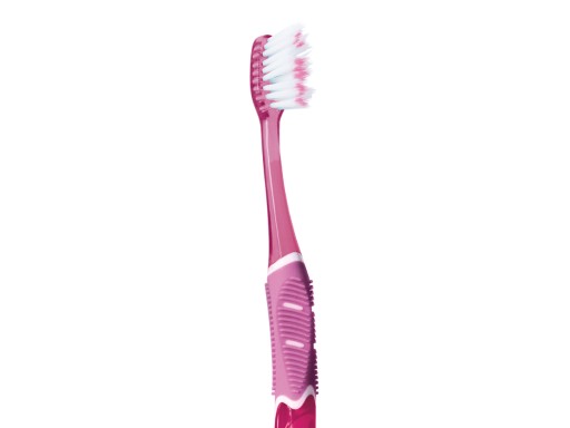 Gum Pro Sensitive manuálna zubná kefka