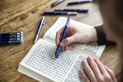 Vymazateľná PILOT FRIXION FINELINER červená