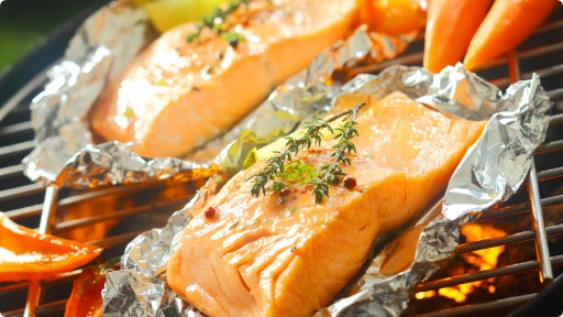 HRUBÁ POTRAVINÁRSKA HLINÍKOVÁ FÓLIA NA BALENIE GASTRONOMICKÝCH POTRAVÍN
