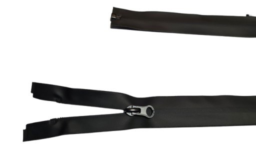 Vodotesný zips odolný voči striekajúcej vode 60 cm.. - ČIERNA