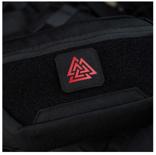 VELCRO NÁŠIVA LASEROVÝ VÝROBNÝ SYMBOL VALKNUT M-TAC ČIERNA A ČERVENÁ