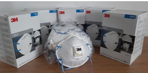Maska P2 Ochranná polomaska 3M 8822 FFP2