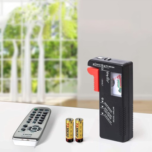 ANALOGOVÝ TESTER BATERIE METER LCD VOLTMETER AA AAA C D 9V