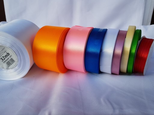 Čipkovaná látková stuha 4cm/5y 4 kruhy