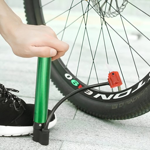 Ručná pumpa na bicykel