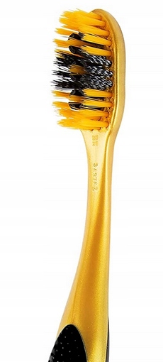 Mäkká zubná kefka Colgate 360 Gold Charcoal