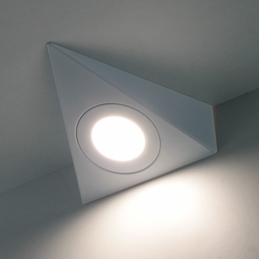 PODSKORNÍKOVÉ LAMPY KUCHYŇSKÁ LAMPA NAD KUCHYNSKOU DOSKY