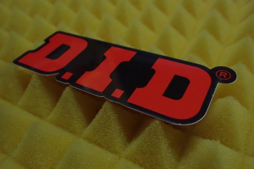 DID D.I.D NÁLEPKA NA MOTOKRÍS 9,4 x 3,6 cm