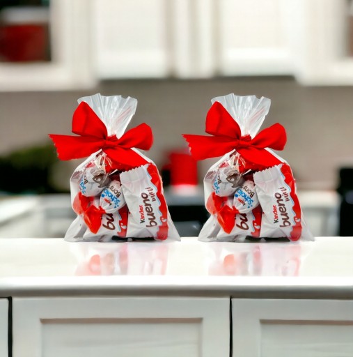 Darčeková sada ku dňu detí Kinder Bueno Mini Schoko Bons Sweets Pack