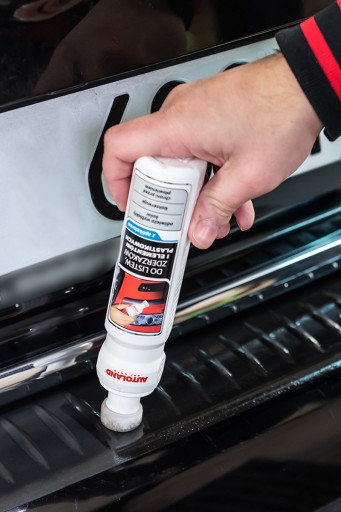 AUTOLAND BAMP NA ÚDRŽBU PLASTOVÝCH PRÚŽKOV A NÁRAZNÍKOV APLIKÁTOR 170ML