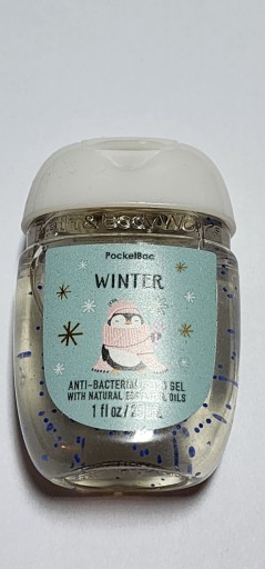 Bath and Body Works WINTER gél, na obrázku oválne balenie