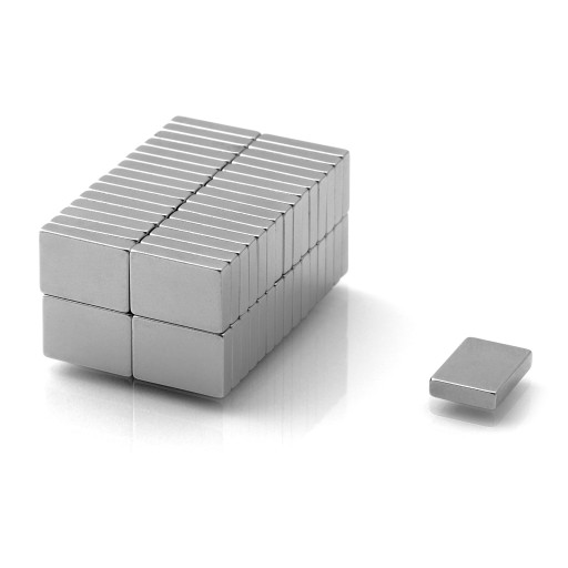 SILNÝ NEODYMIOVÝ MAGNET 10X7X2 N38 10 KS