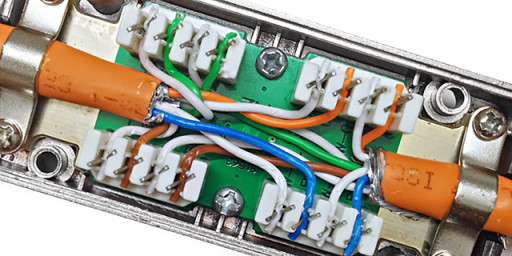 Tienený krútený párový konektor FTP kategórie 6 Connection Box LSA