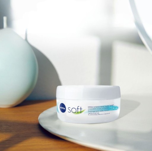 NIVEA Soft intenzívne hydratačný krém na tvár a telo 300 ml