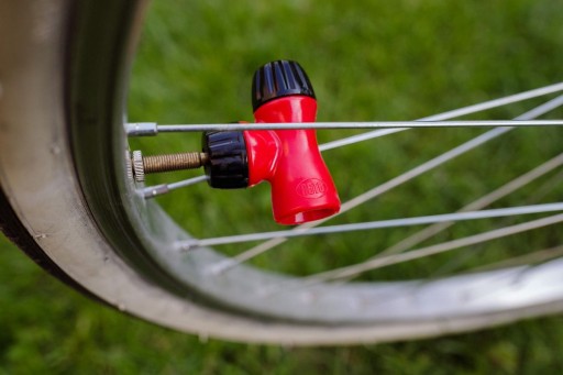 KRYT NA ČERPADLO NA BICYKEL NÁPLŇ CO2 NAFUKOVACÍ NÁPLŇ GUMOVÉ KRYTY